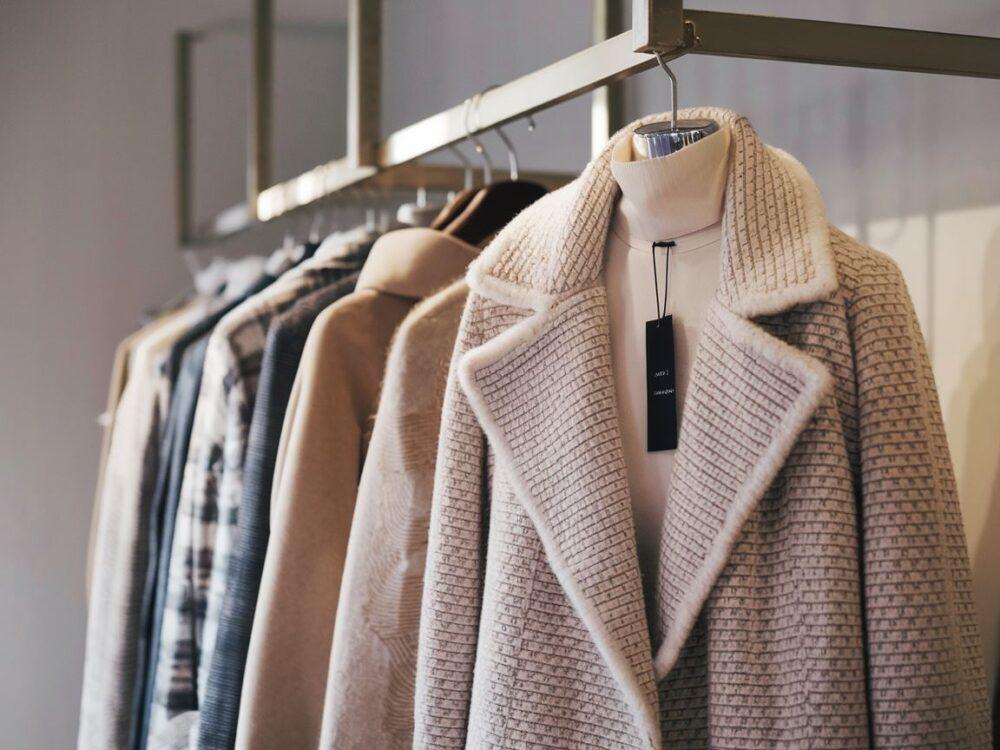 butik z płaszczami alpaka