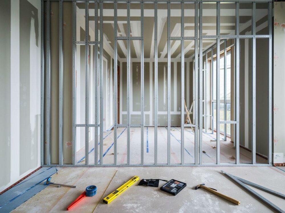 narzędzia do budowy stelaża